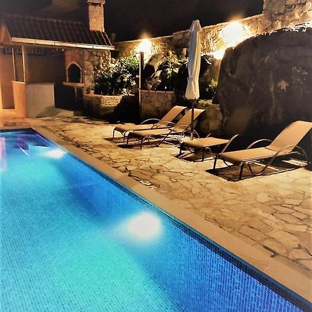 Apartment Marelux Kastela Exterior photo