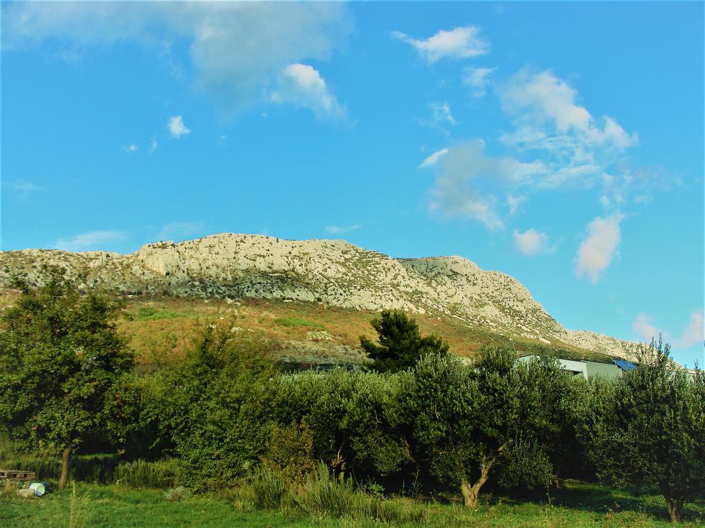 Apartment Marelux Kastela Exterior photo